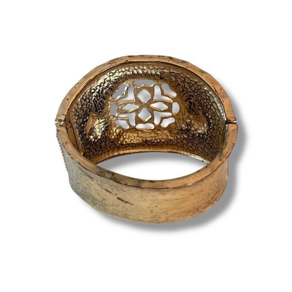 Gold Metal Pearl Cabochon Hinge Bracelet - Picture 4 of 5